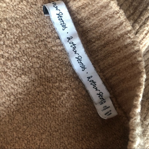 & Other Stories Camel Crewneck Sweater Sz M - Picture 5 of 6